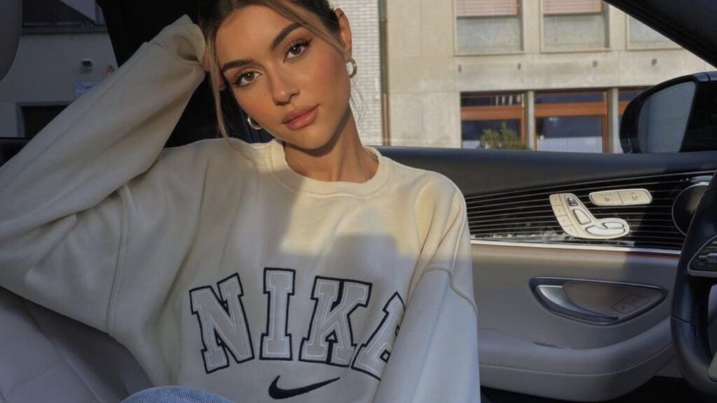  Stylish Names for Instagram for Girl Love 